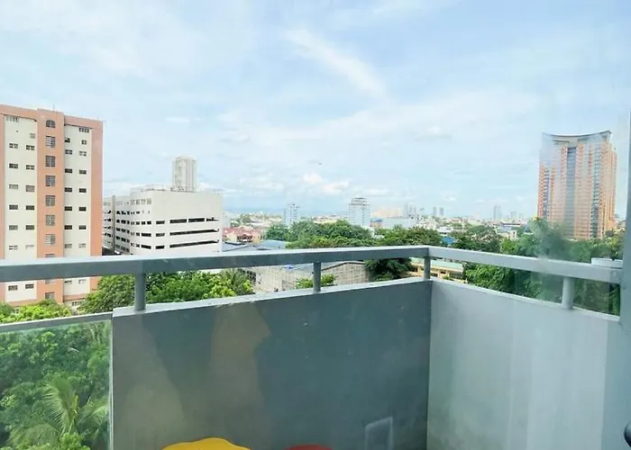 Apartahotel Cozy Manhattan Heights 2 Bedroom Araneta Cubao *